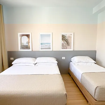 Cozy Nest Golem- 1 Min From The Golem (Tirana)