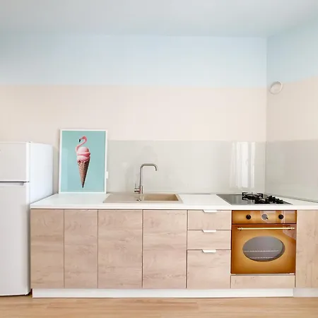 Cozy Nest Golem- 1 Min From The Appartamento Golem (Tirana)