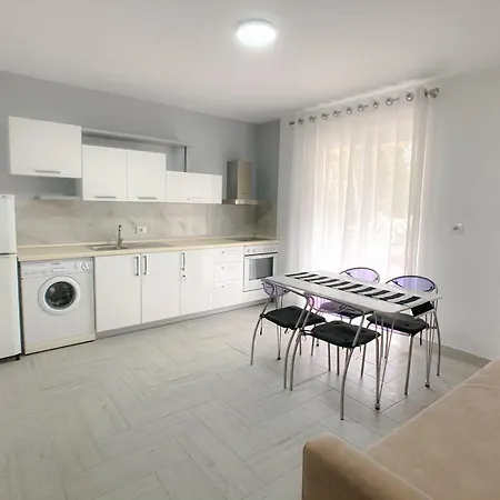 Apartment Trn