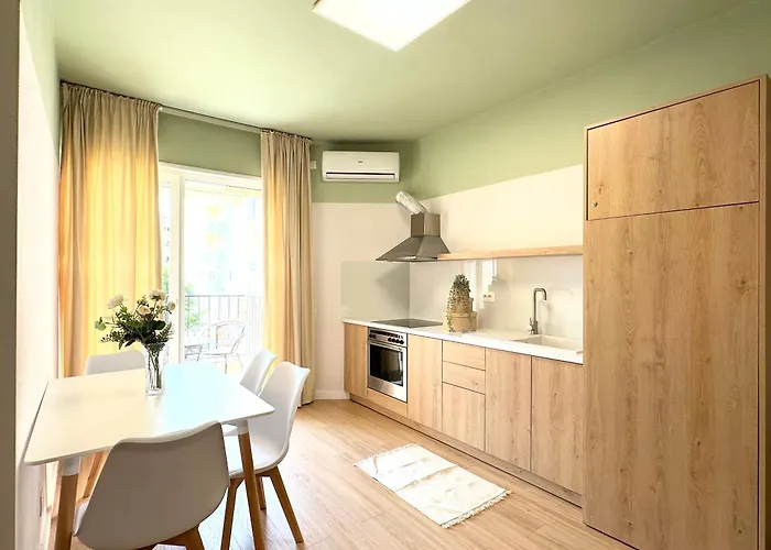 Cozy Nest Golem- 1 Min From The * Golem (Tirana)